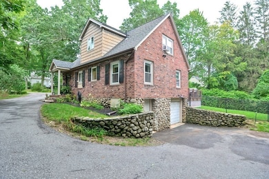 69 Holden St, Holden, MA 01520 - photo 4
