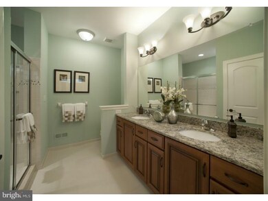 2035 Pleasant Valley Dr, Lansdale, PA 19446 - photo 3