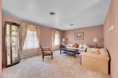 11 Cranston Ct - LR
