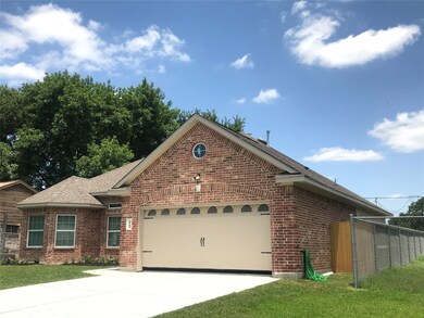 6502 Ashton St, Houston, TX 77091 - photo 2