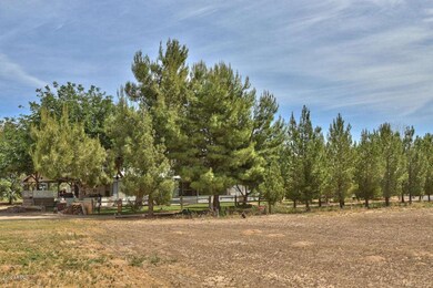 40438 N Kennedy Dr, San Tan Valley, AZ 85140 - photo 6