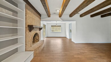 1559 County Road 141, Alvin, TX 77511 - photo 7