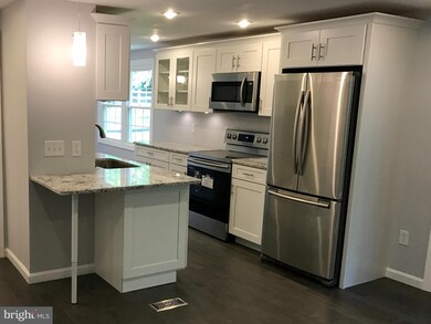 9505 Dawnblush Ct, Columbia, MD 21045 - photo 4