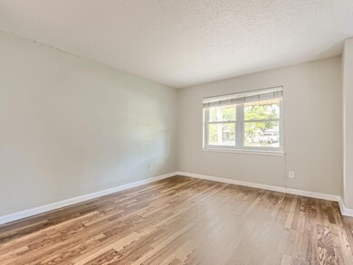 467 Arwine Dr, Hurst, TX 76053 - photo 7