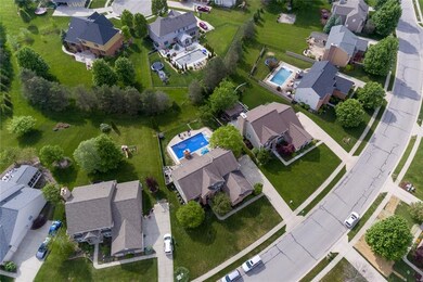 11814 Gray Eagle Dr, Fishers, IN 46037 - photo 5