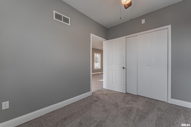 320 W Kickapoo St, Lincoln, IL 62656 - photo 7