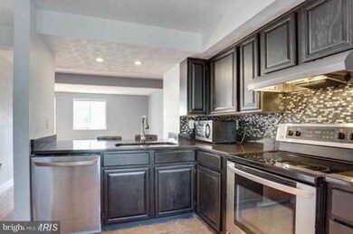 3574 Laurel View Ct, Laurel, MD 20724 - photo 2