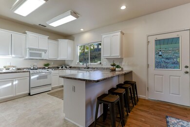 Huge Kitchen with Breakfast Bar