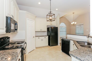 720 Tradonna Ln, Hurst, TX 76054 - photo 7