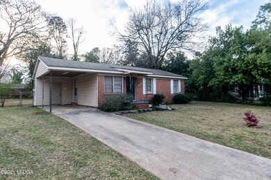 319 Orchard Ln (28)