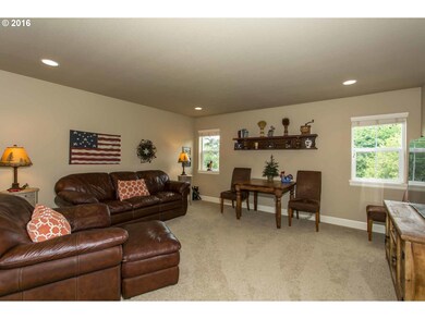 4701 Chinook Ct, West Linn, OR 97068 - photo 7