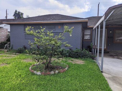 3309 Cliffmarshall St, Houston, TX 77088 - photo 2