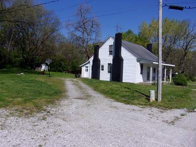 150 Depot St, Bloomfield, KY 40008 - photo 2