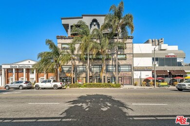 930 S Robertson Blvd unit 504, Los Angeles, CA 90035 - photo 2
