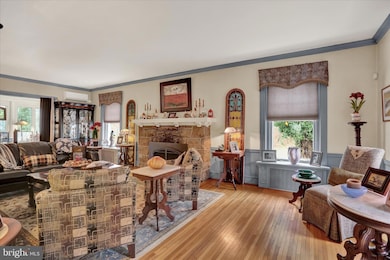 1810 Holly Rd, Reading, PA 19602 - photo 5