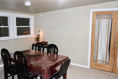 2804 Navaho Rd, Waukegan, IL 60087 - photo 6