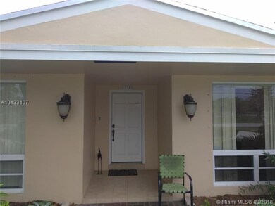 17720 SW 70th Place, Southwest Ranches, FL 33331 - photo 4