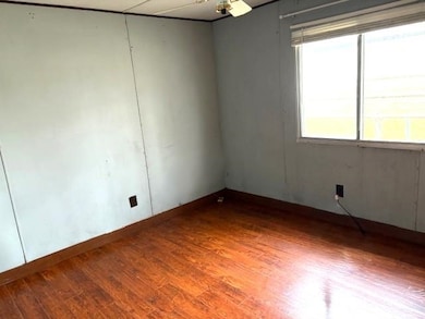 494 Payne Loop, Smiths Grove, KY 42171 - photo 6