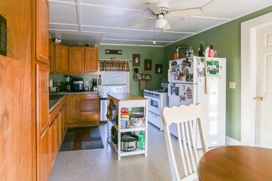 38 Central St, West Brookfield, MA 01585 - photo 3