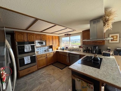 27637 La Costa Ave, John Day, OR 97845 - photo 4