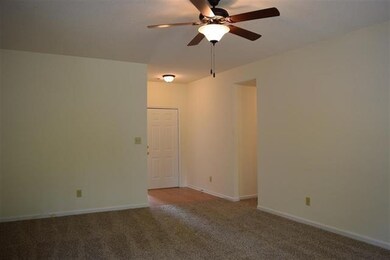 120 Camelot Place, Warner Robins, GA 31093 - photo 2