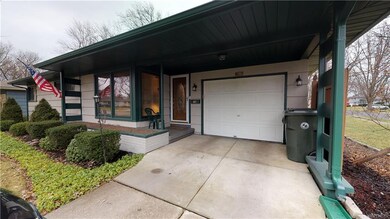 697 Westbrook Dr, North Tonawanda, NY 14120 - photo 3