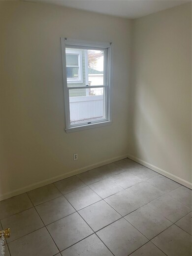 22 Franklin St unit 22D, Franklin Square, NY 11010 - photo 5