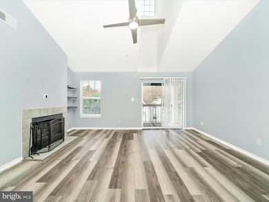 9907 Boysenberry Way unit 110, Gaithersburg, MD 20879 - photo 6