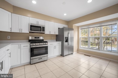 22078 Manning Square, Sterling, VA 20166 - photo 7