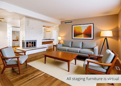 562 S Victoria Dr, Boise, ID 83705 - photo 3