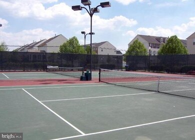 42785 Shaler St, Chantilly, VA 20152 - photo 6