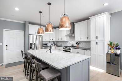 2665 Manhattan Place unit 313, Vienna, VA 22180 - photo 3