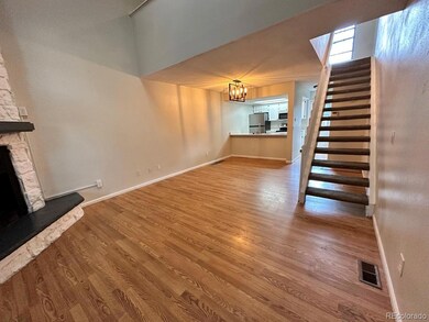 453 S Kittredge St unit G, Aurora, CO 80017 - photo 2