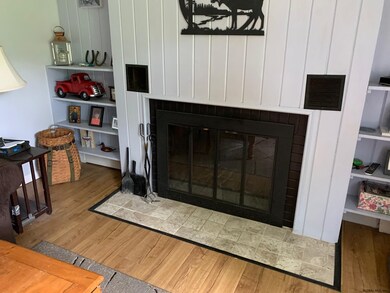 140 Droms Rd, Schenectady, NY 12302 - photo 3