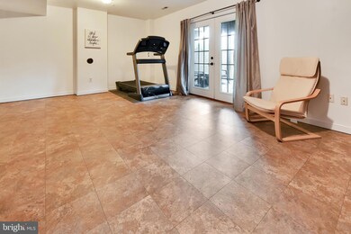 221 Heritage Ct, Walkersville, MD 21793 - photo 3