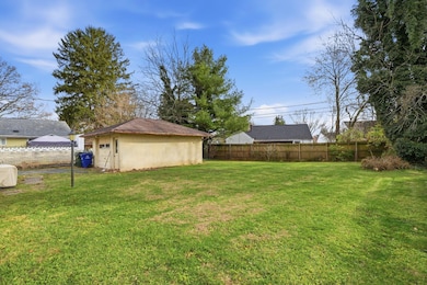 2807 Dover Rd, Columbus, OH 43209 - photo 4