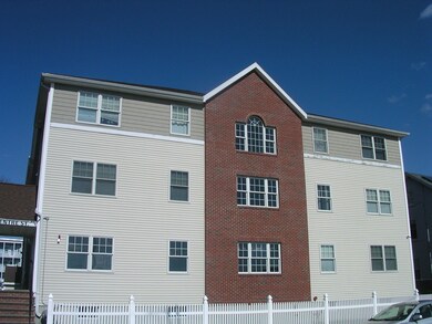 65 Centre St unit 21, Lynn, MA 01905 - photo 4