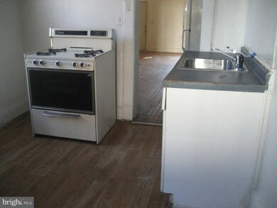 726 Denison St, Baltimore, MD 21229 - photo 5