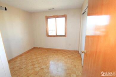 4812 Ravens Crest Dr, Plainsboro, NJ 08536 - photo 7