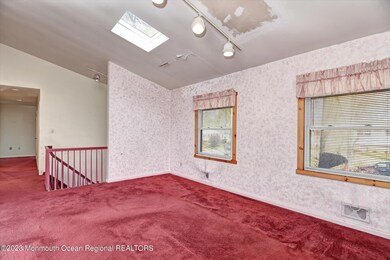 03-Living Room