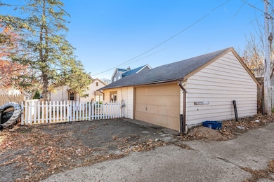 3635 Dupont Ave N, Minneapolis, MN 55412 - photo 6