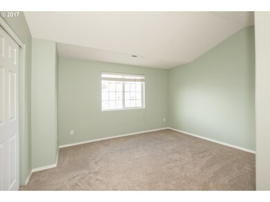 Bedroom, Primary