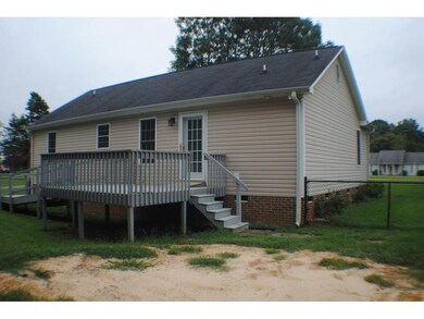 2546 Foxfire Ln, Burlington, NC 27217 - photo 5