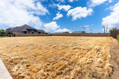 2537 E Prestwick Ave, Fresno, CA 93730 - photo 3