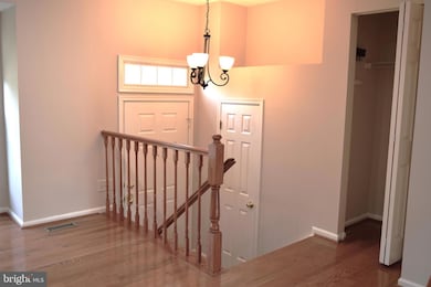 3701 Mazewood Ln, Fairfax, VA 22033 - photo 6