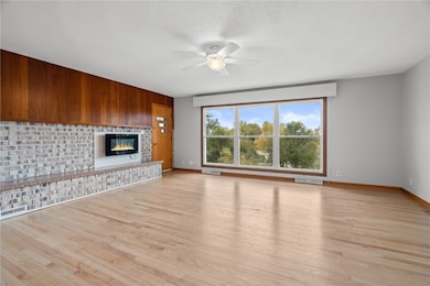 2937 Southland St SW, Cedar Rapids, IA 52404 - photo 7