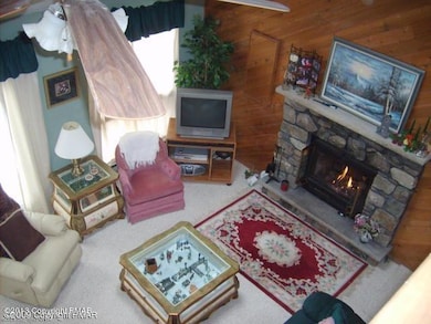 444 Robinwood Dr, Tobyhanna, PA 18466 - photo 3