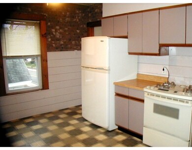 126 Cottage St unit C, Franklin, MA 02038 - photo 3