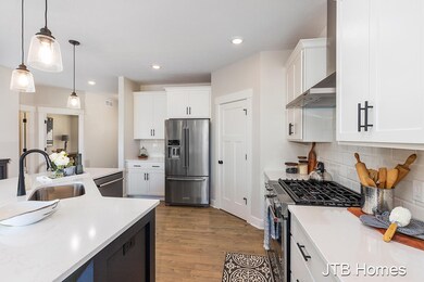 3012 Red Alder Dr, Holland, MI 49424 - photo 4