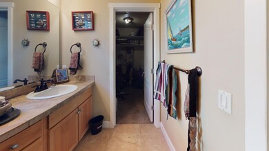 63810-Hunters-Cir-Bathroom